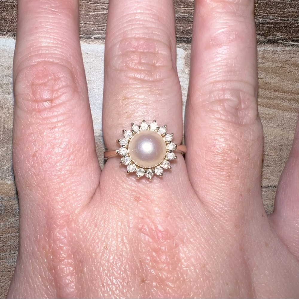 Pearl/ Diamond Ring
